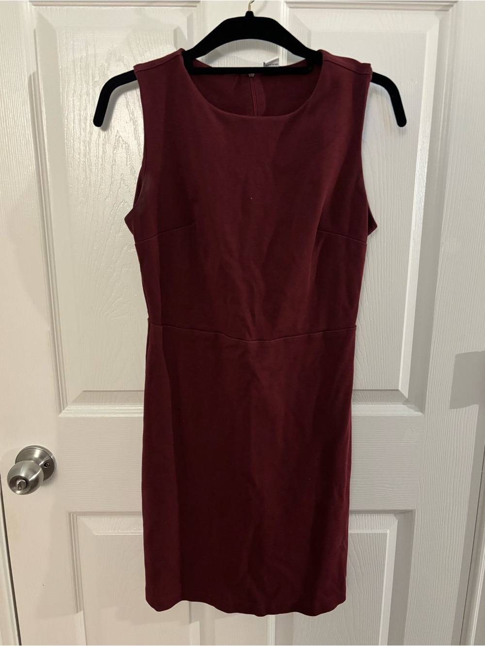 Old Navy Sleeveless Burgundy Sheath Dress